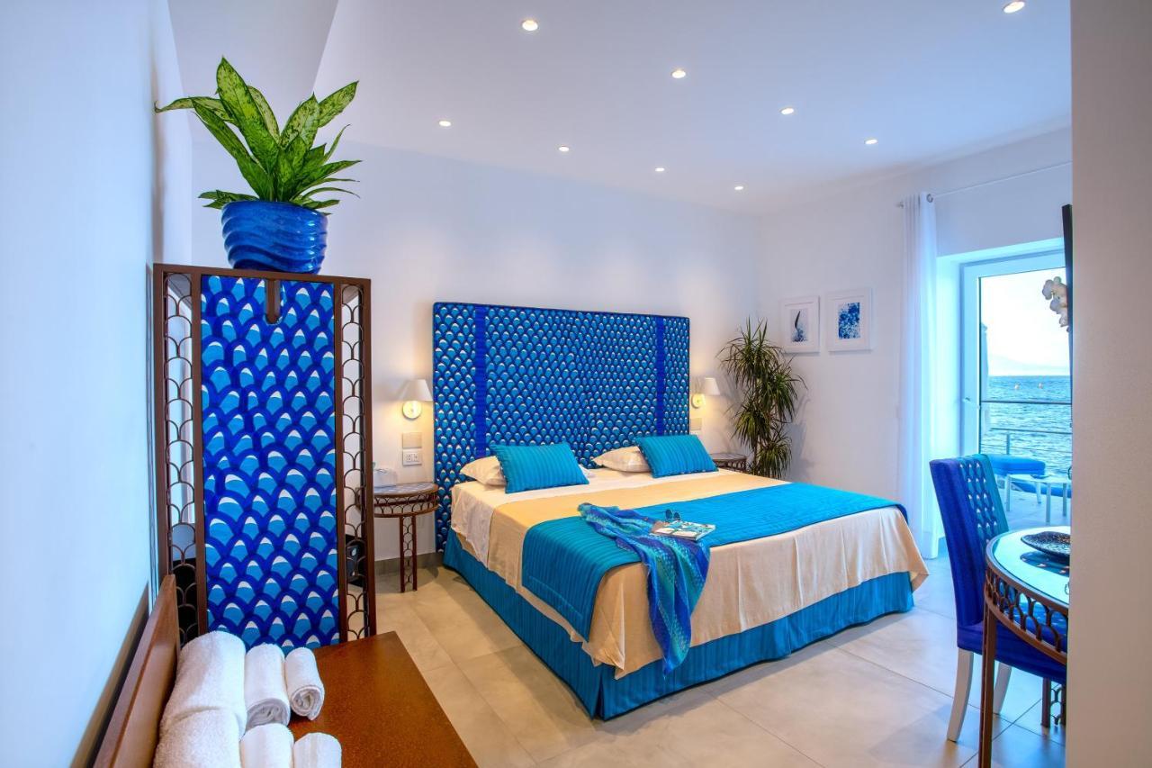 Luxury Del Maggiore - Sea Side, Beach, Garden, Parking Sorrento