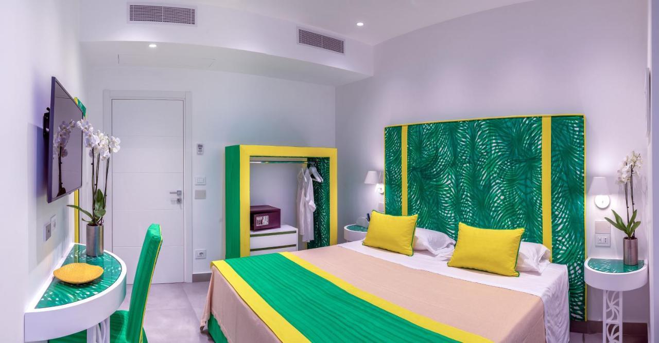 Luxury Del Maggiore - Sea Side, Beach, Garden, Parking Sorrento