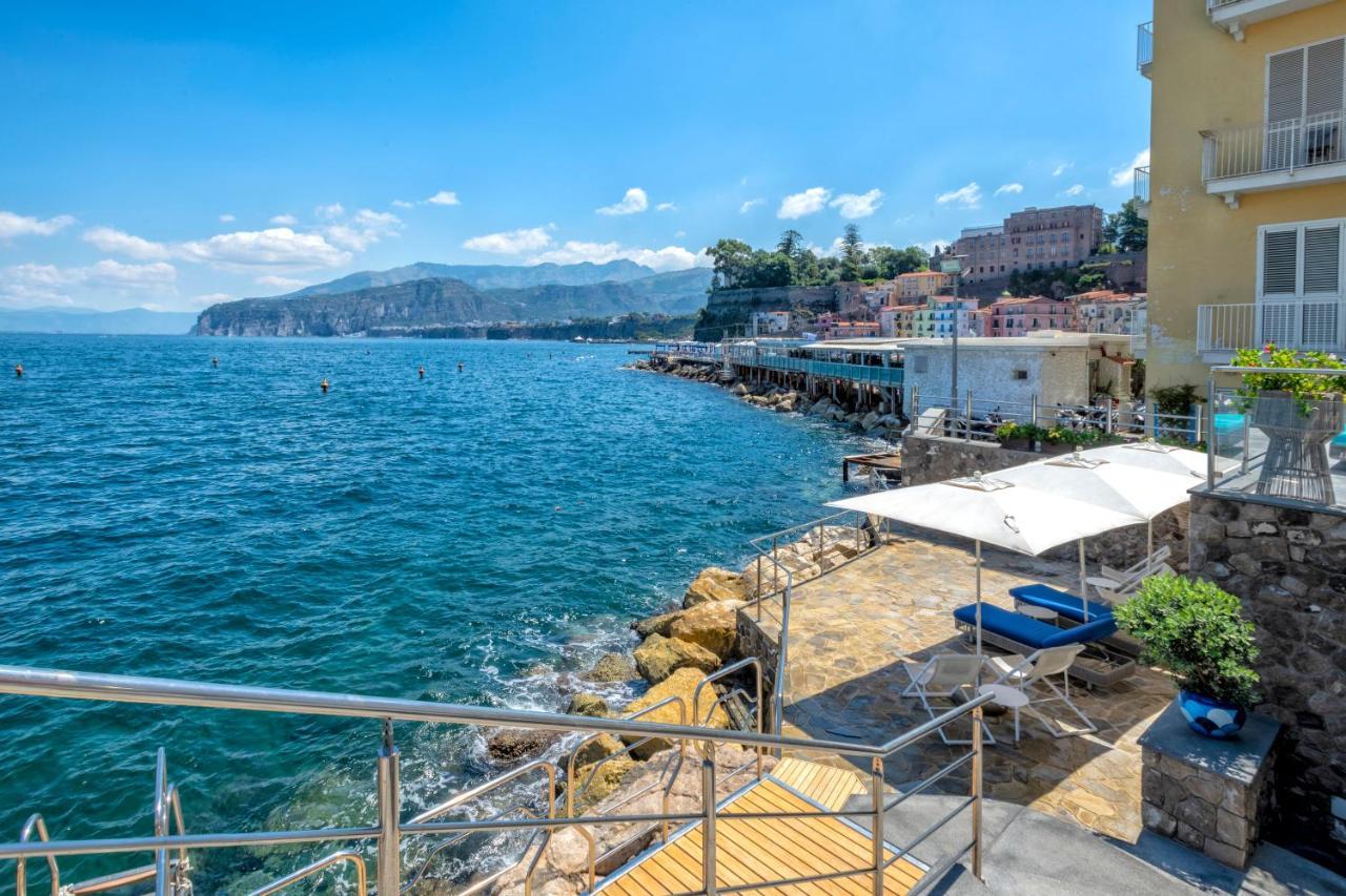 Villa Luxury Del Maggiore - Sea Side, Beach, Garden, Parking Sorrento