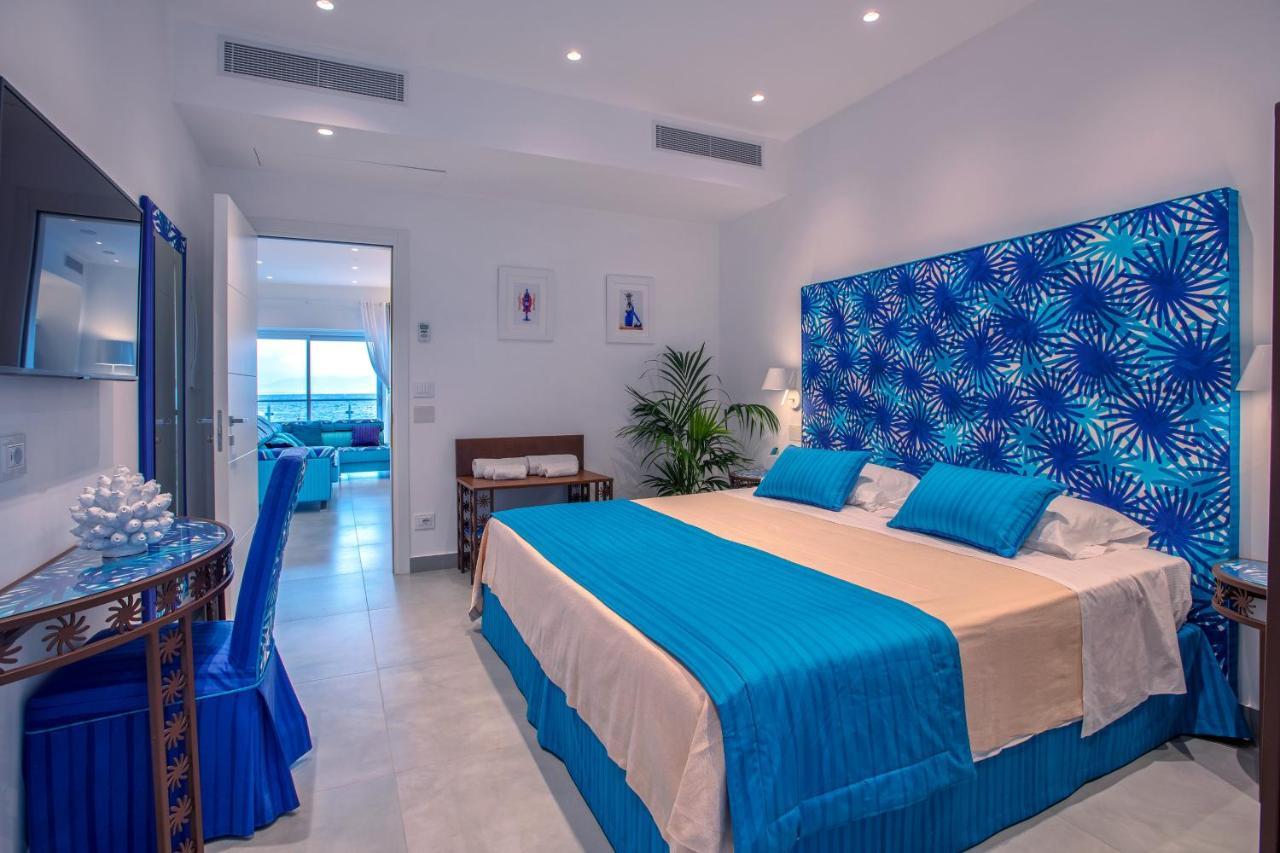 Luxury Del Maggiore - Sea Side, Beach, Garden, Parking Sorrento