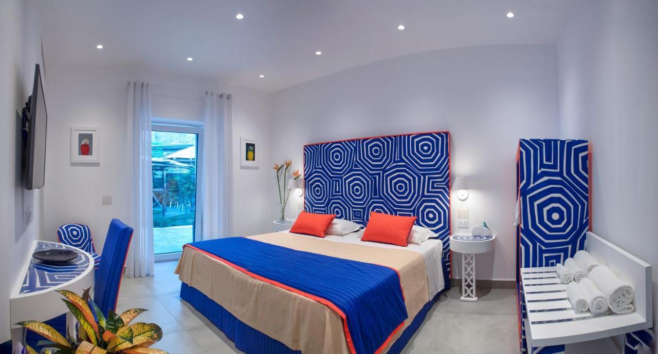 Luxury Del Maggiore - Sea Side, Beach, Garden, Parking Villa Sorrento